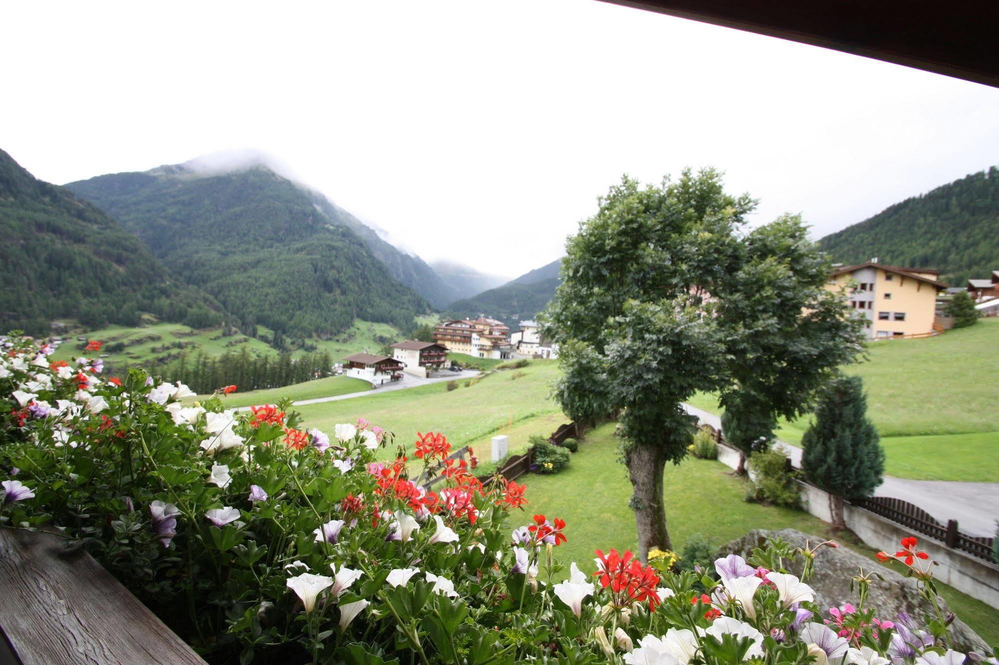 Haus Sonnenhang Sölden Kültér fotó